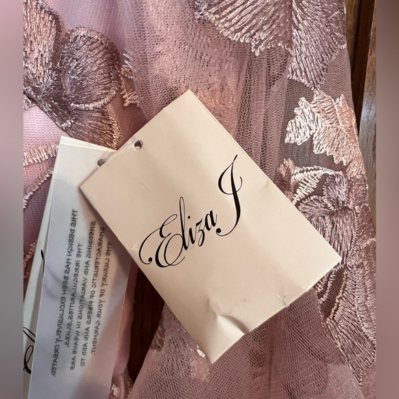 Eliza J floral sheer dress wedding 6 pink rosegold - Picture 7 of 7